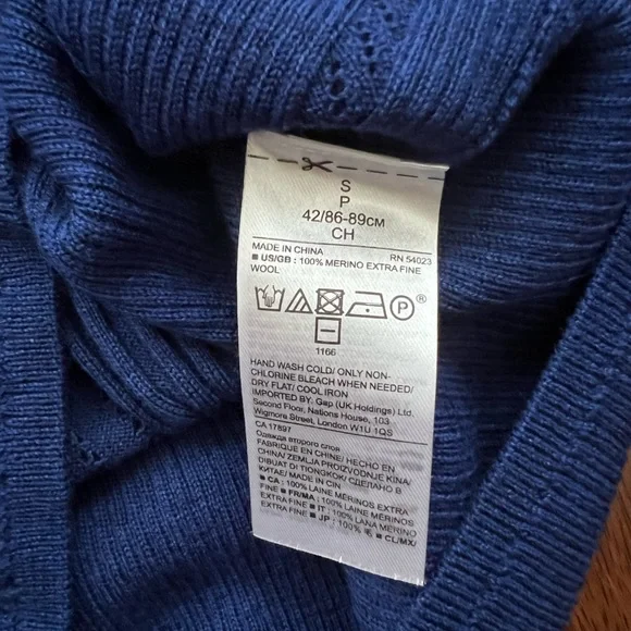 NWOT Banana Republic Royal Blue Merino Wool Sweater - Picture 4 of 8